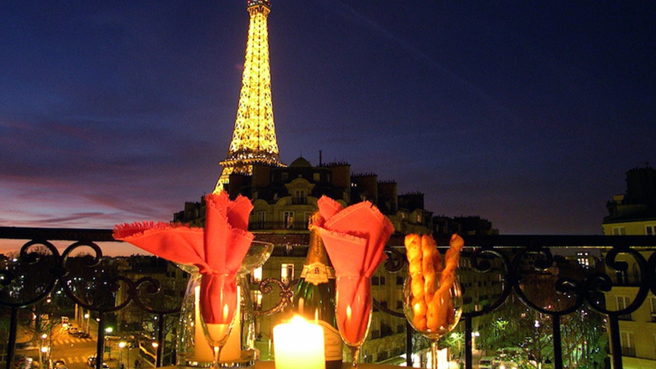 A Night Out in Paris: Planning the Perfect Evening