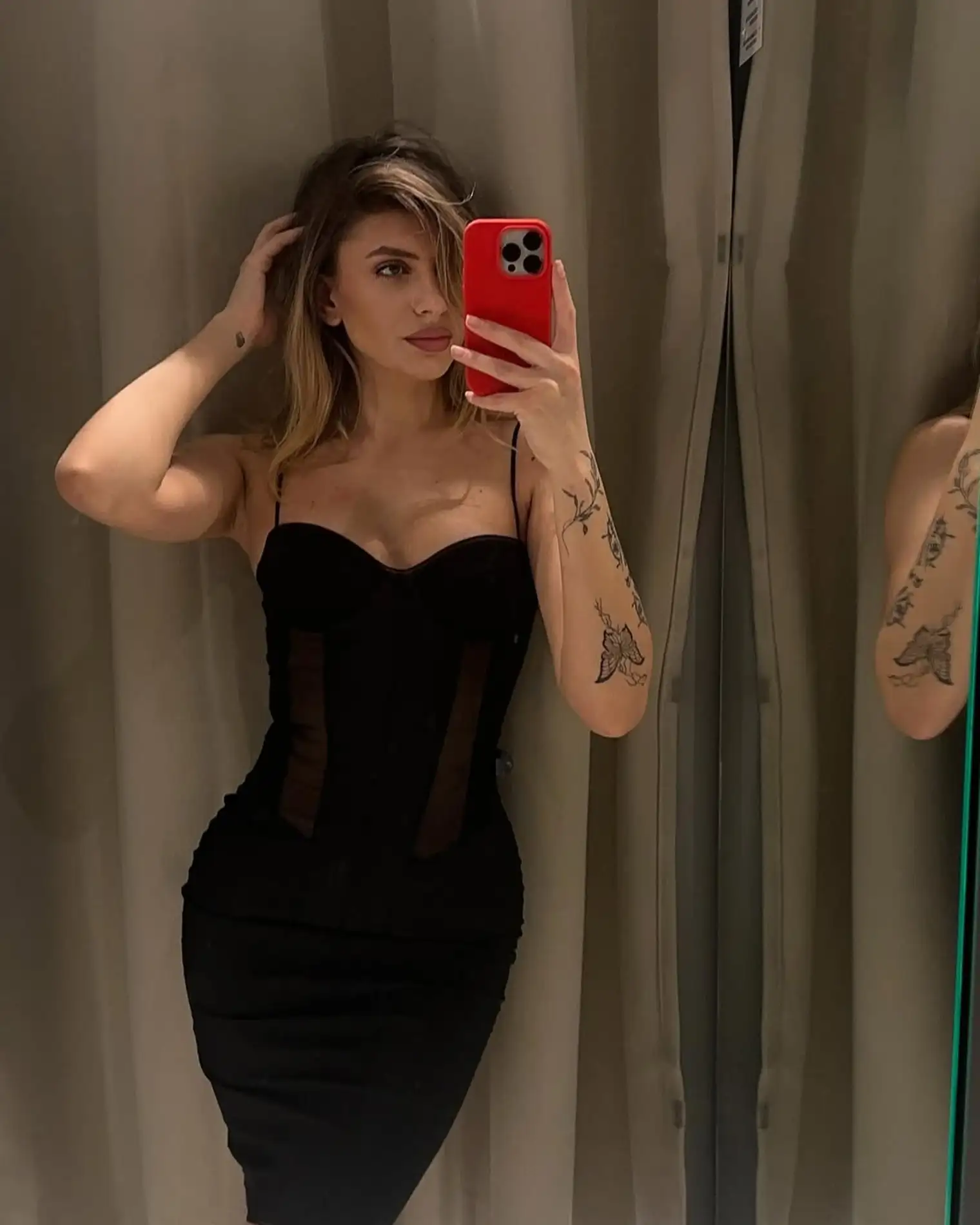 Arabella escort in Paris
