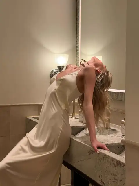 Caroline escort in Paris