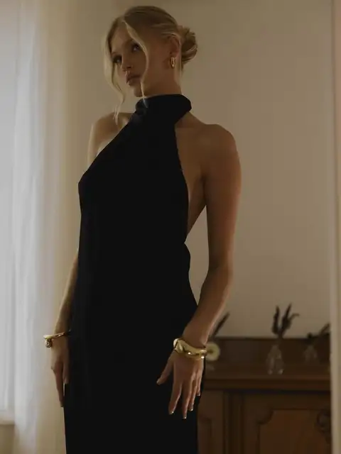 Caroline escort in Paris
