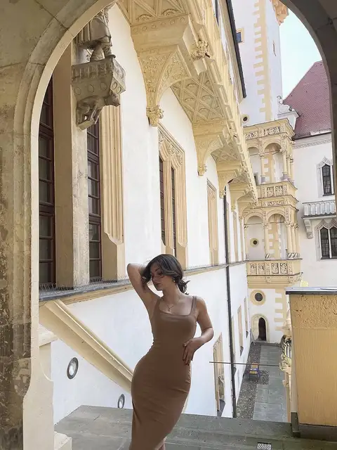 Charlotte escort in Paris
