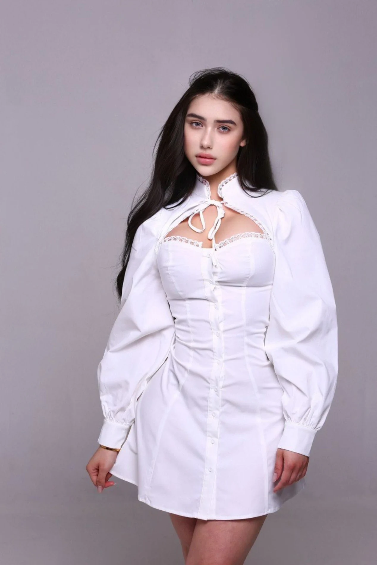 Coralie escort in Berlin