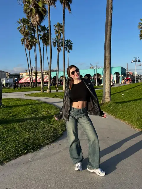Eloise escort in Paris