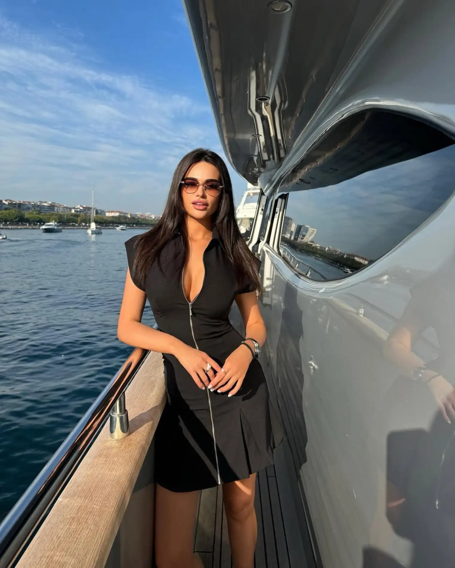 Helena escort in Paris