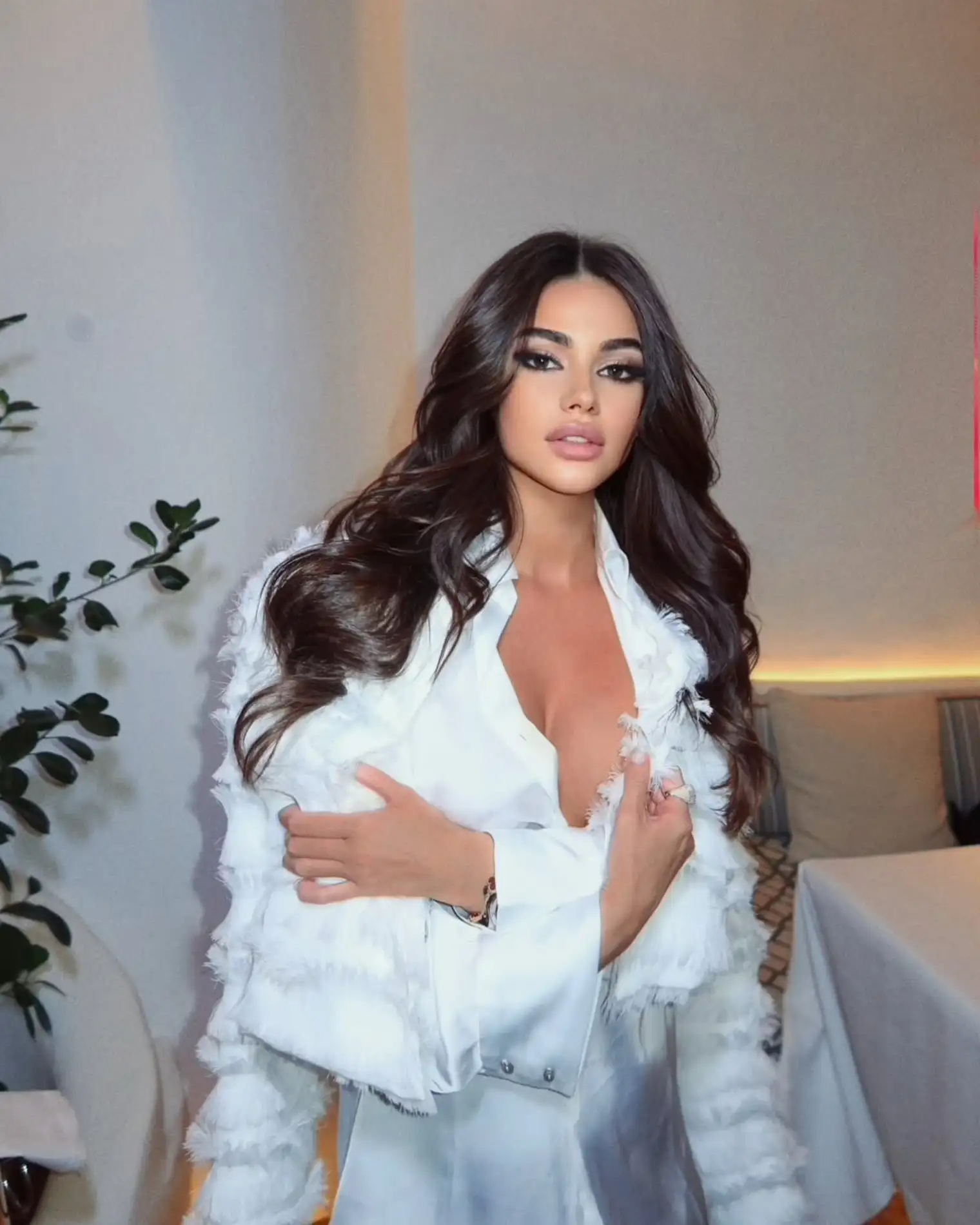 Helena escort in Paris