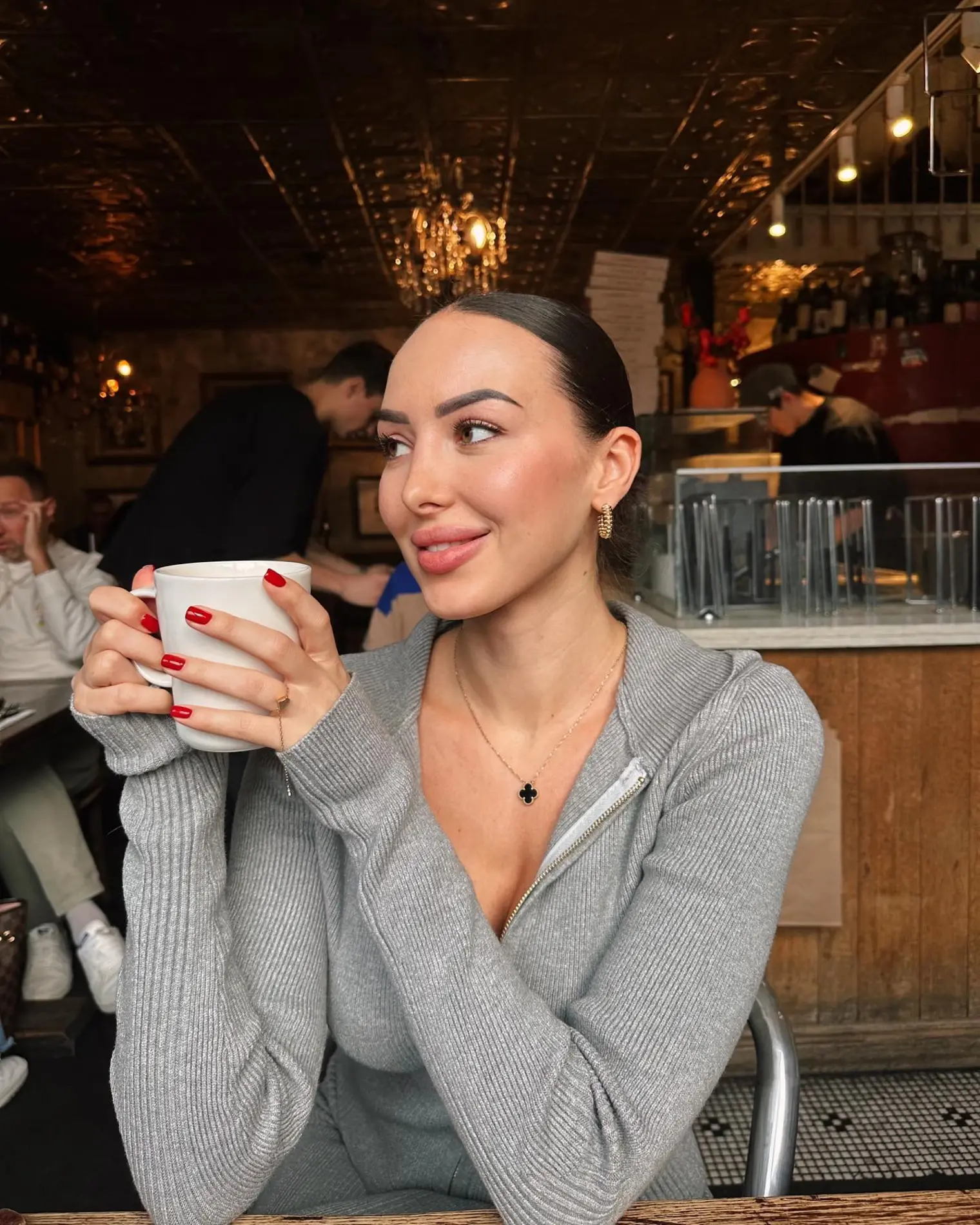 Juliette escort in Paris
