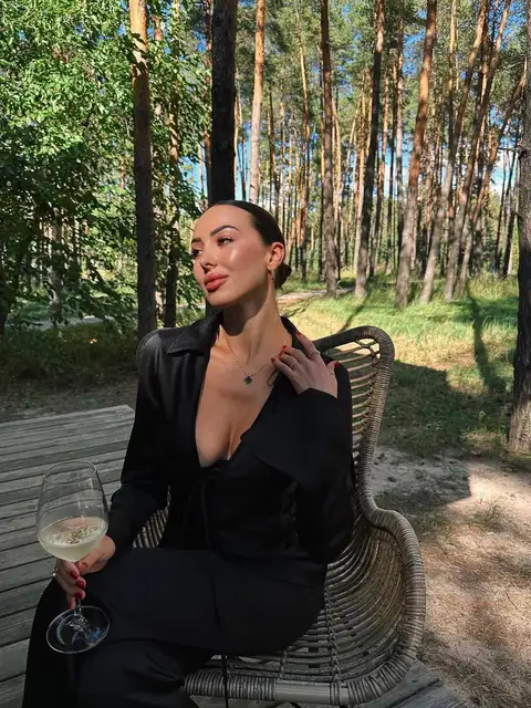 Juliette escort in Paris