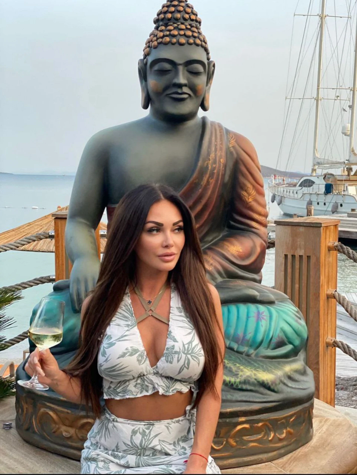Katya escort in Paris