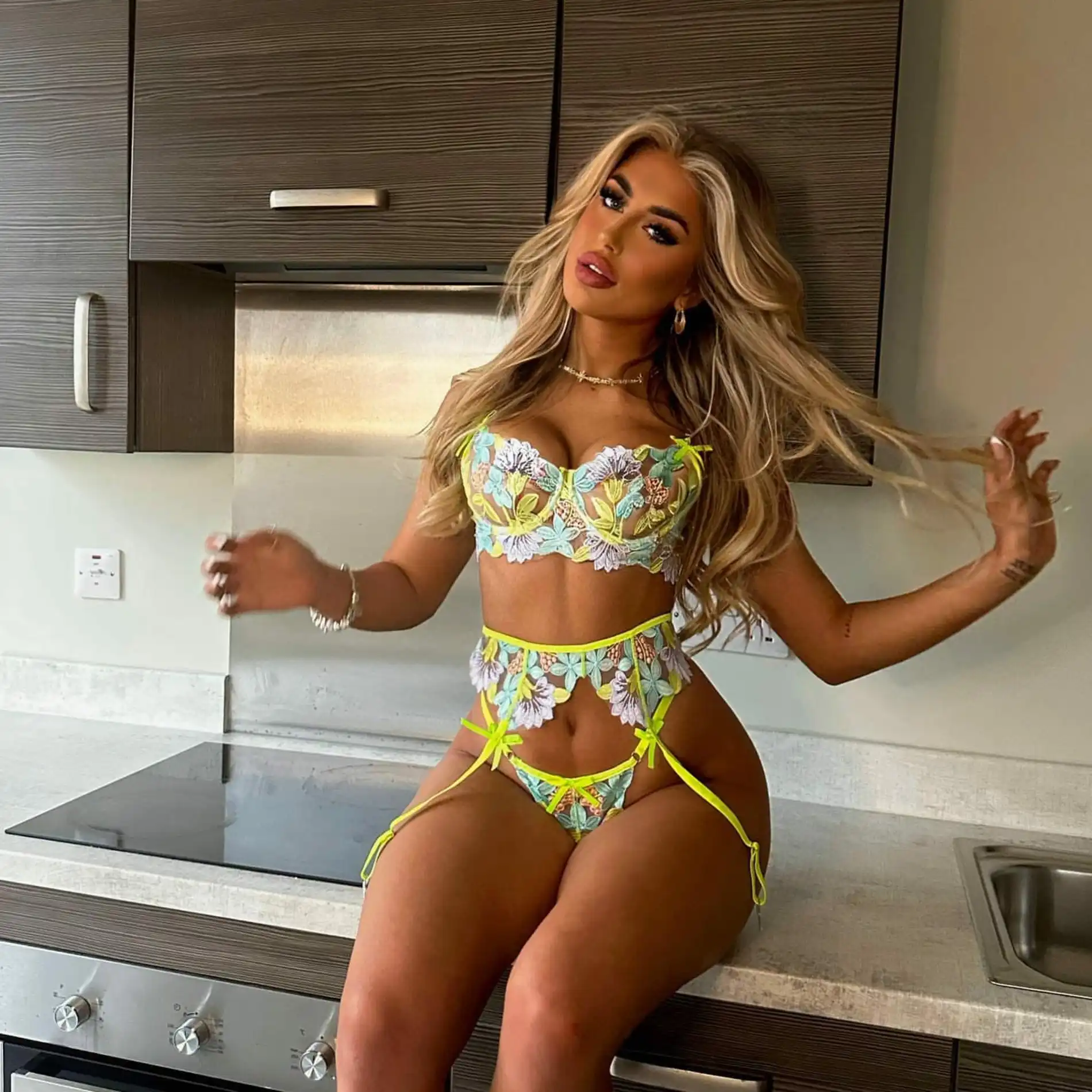 Lorielle escort in London