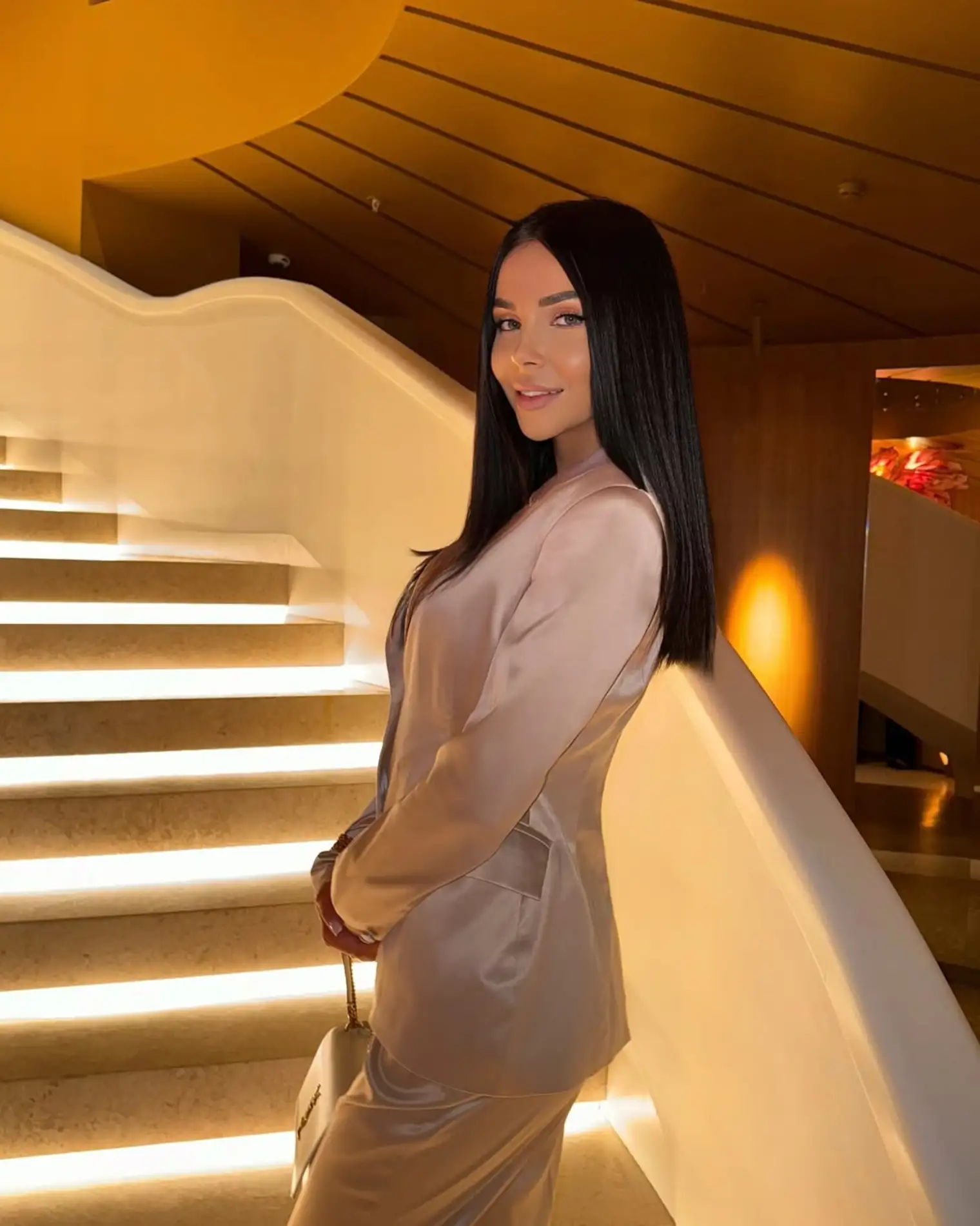 Margot escort in Paris