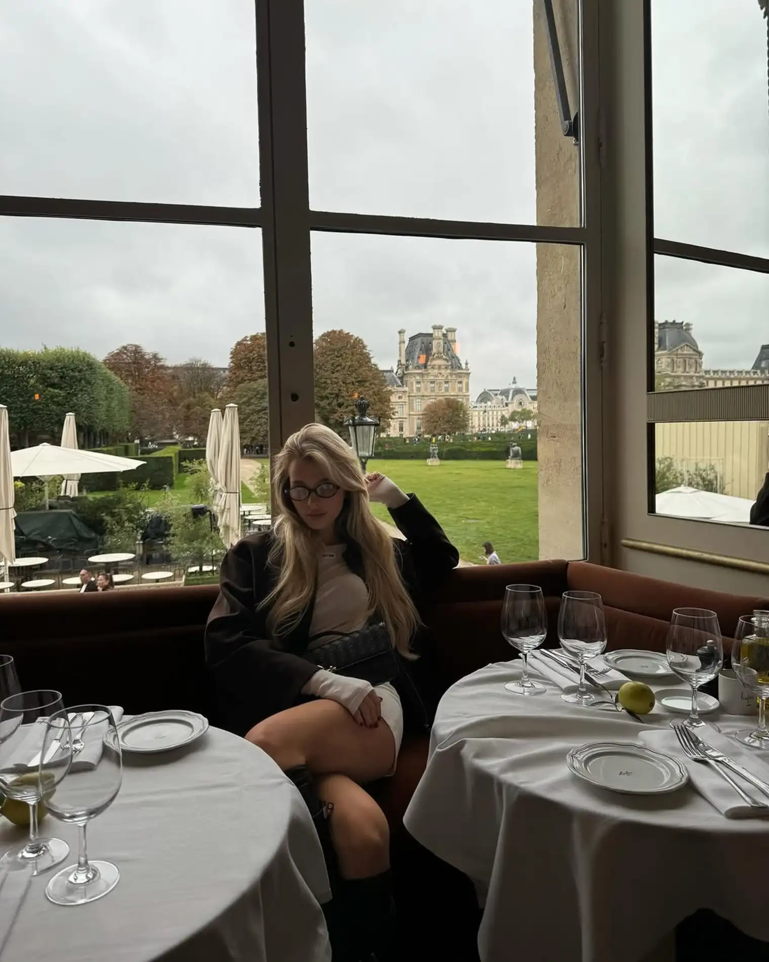 Olivia escort in Paris