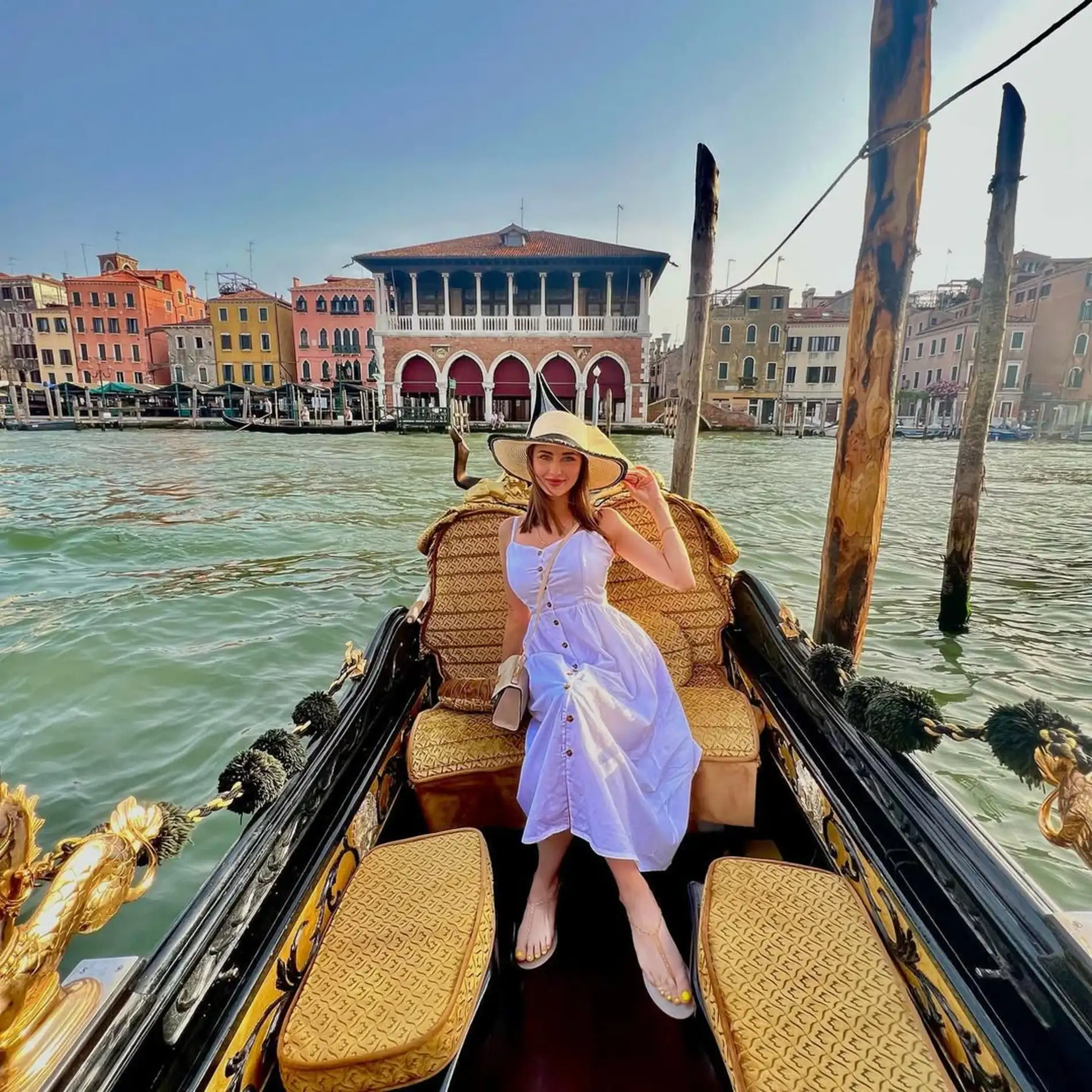 Penelope escort in Paris