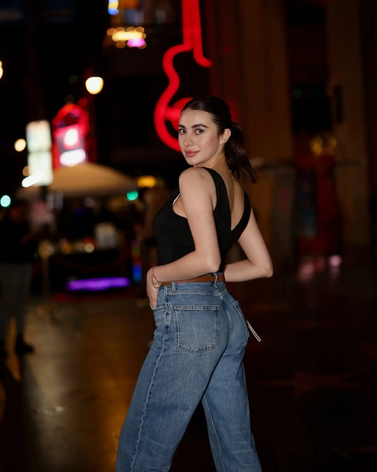 Penelope escort in Paris