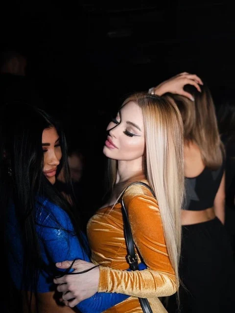 Regina escort in Berlin