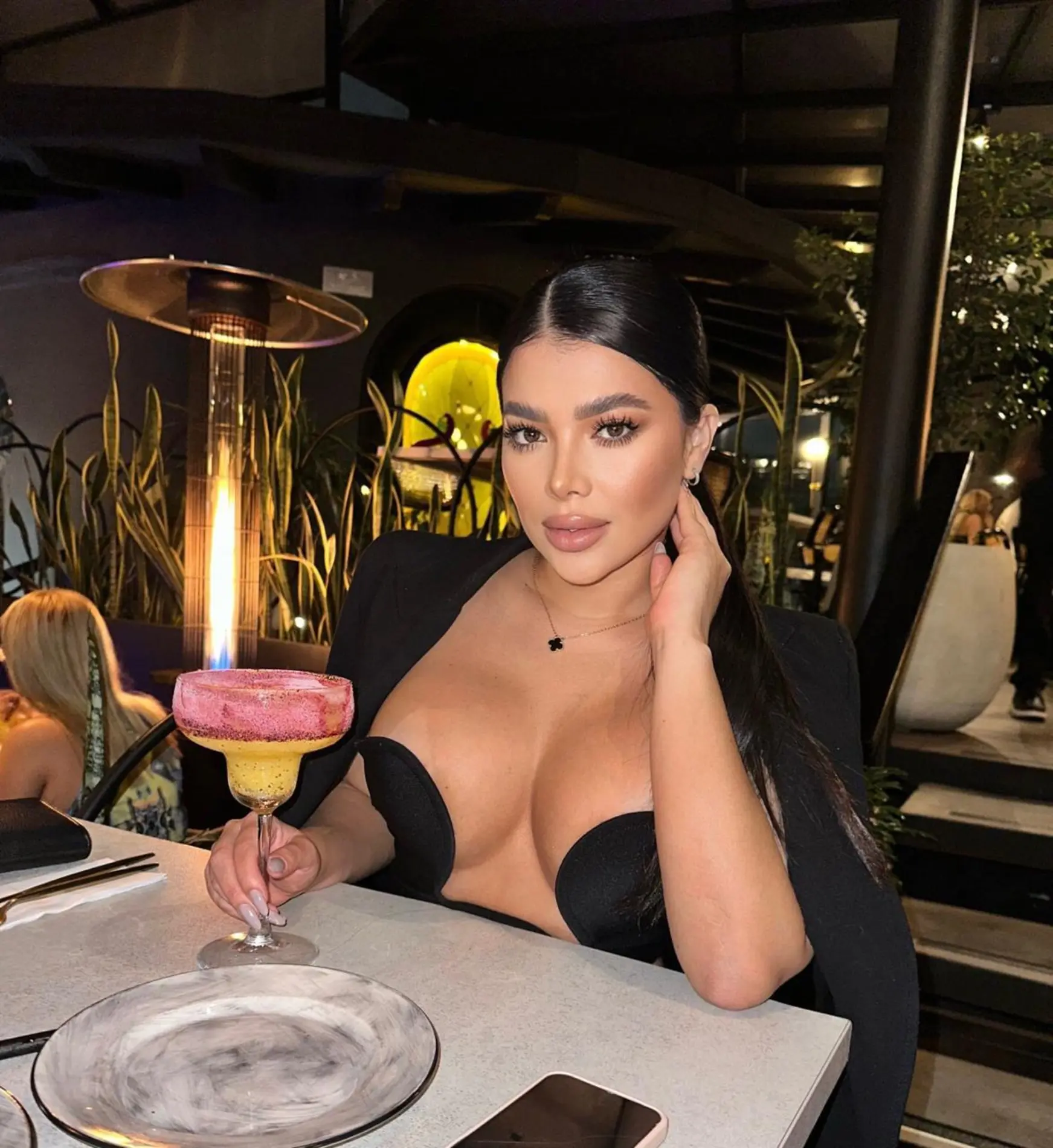 Serena escort in Berlin