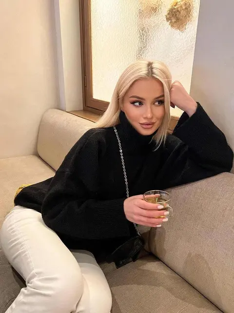 Tiffany escort in Paris