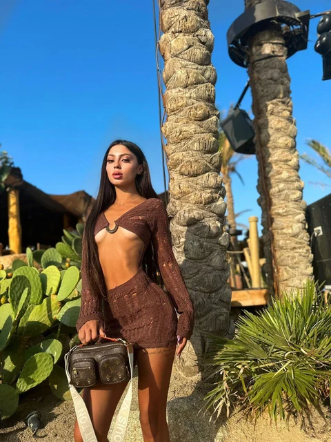 Violet escort in Berlin