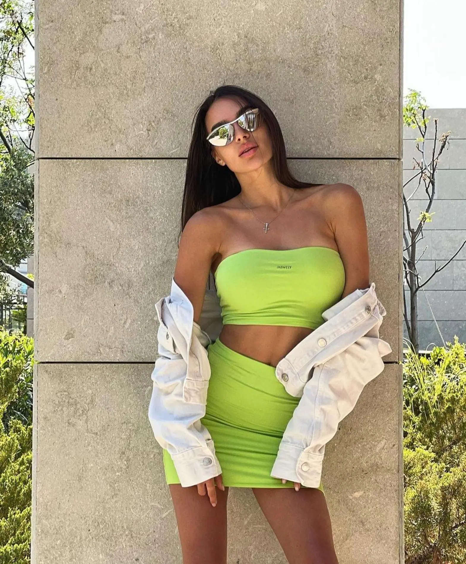 Willa escort in Paris